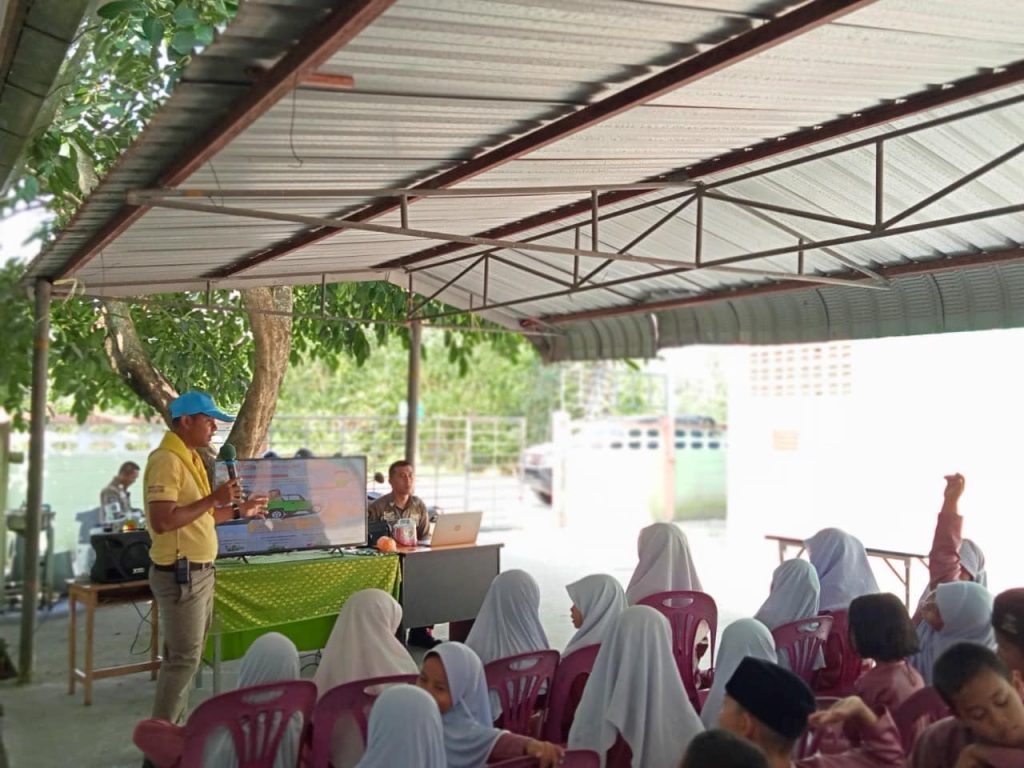 426724054_711649091144902_8087297163676417934_n